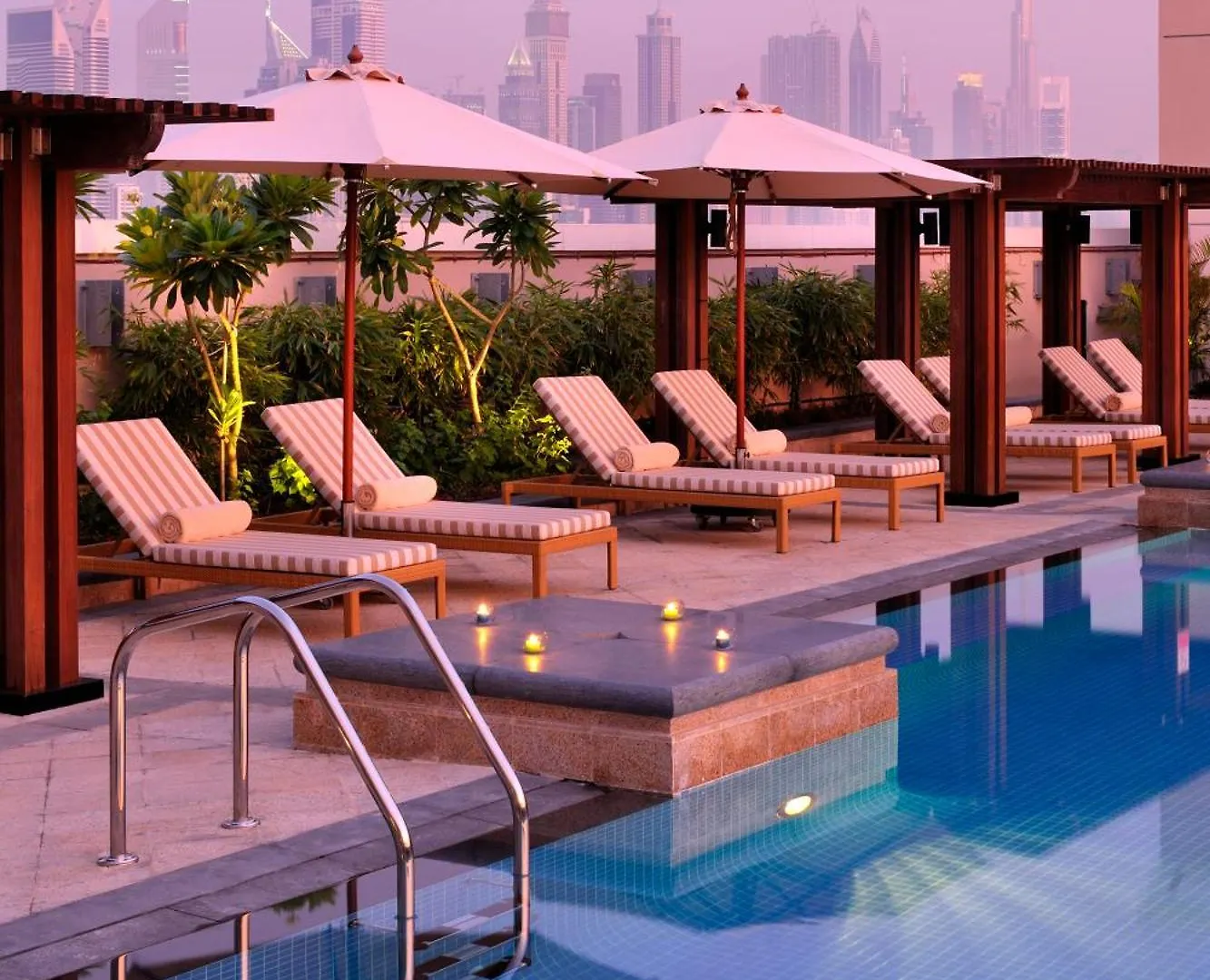 Crowne Plaza - Dubai Jumeirah By Ihg Hotell