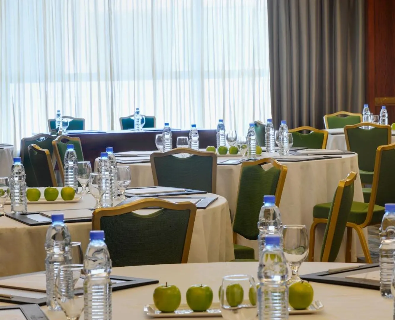 Hotel Crowne Plaza - Dubai Jumeirah By Ihg