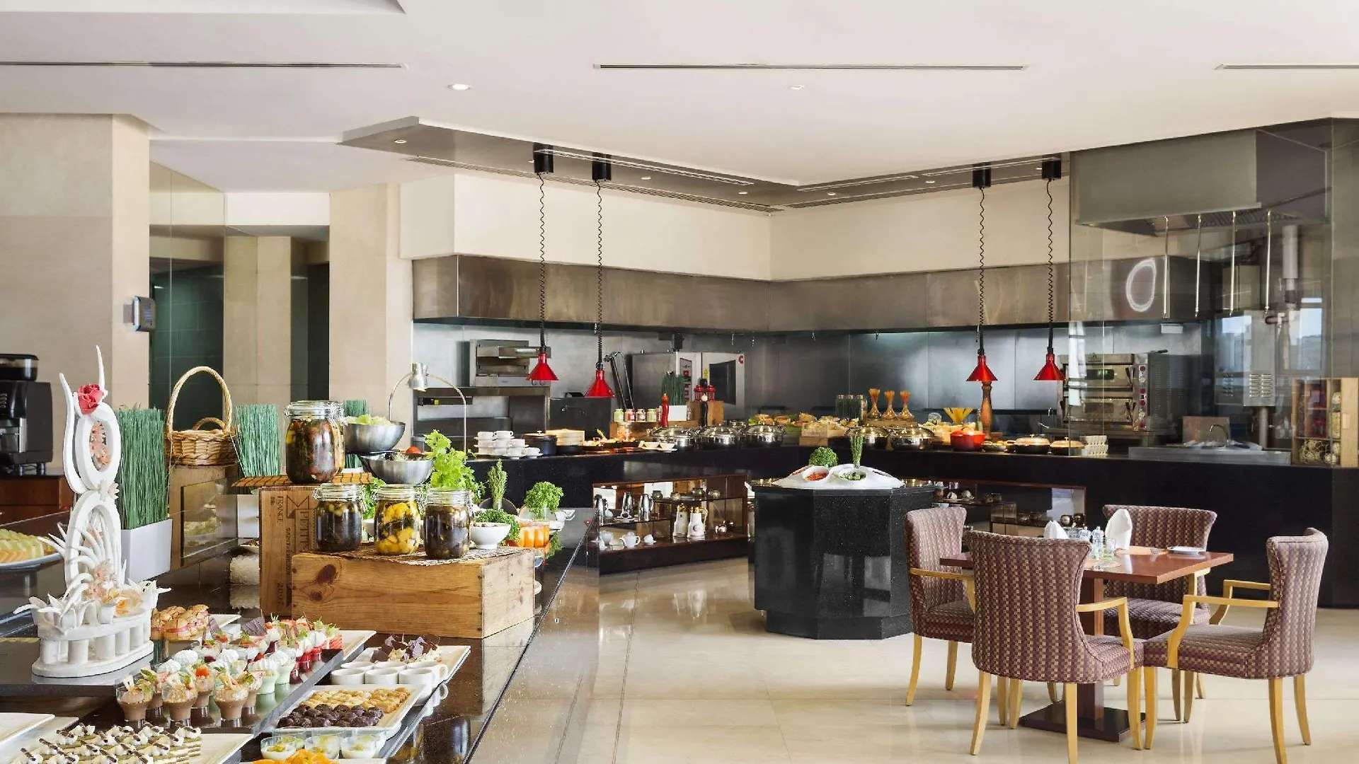 Hotel Crowne Plaza - Dubai Jumeirah By Ihg